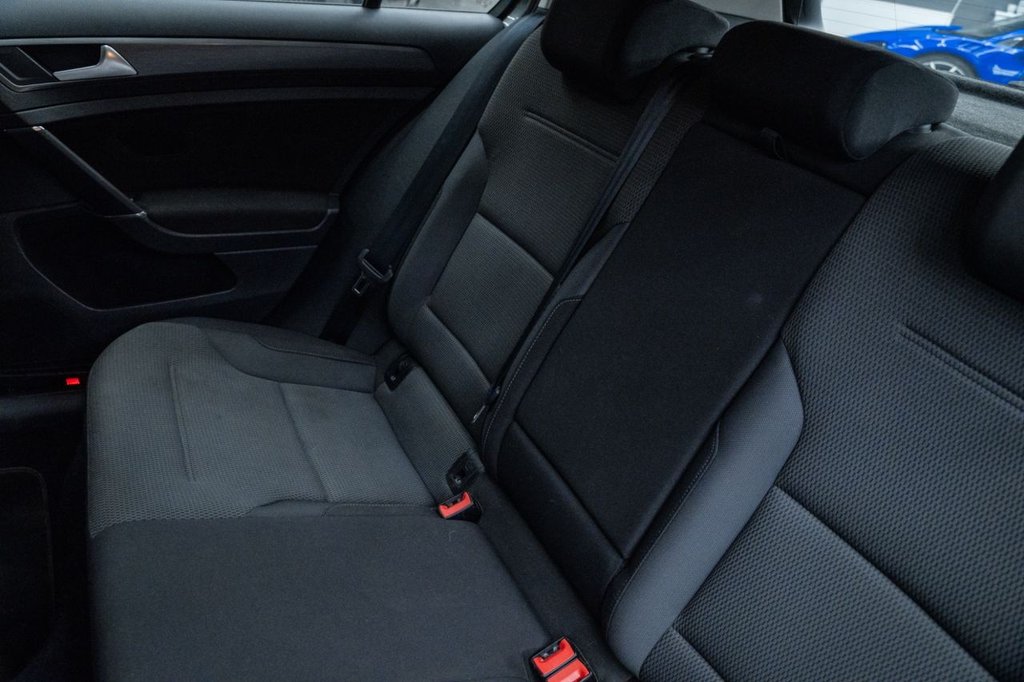 Used Volkswagen Golf 2018 for sale - 76910159: Photo 32