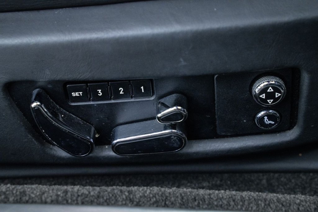 Used Bentley Continental 2006 for sale - 76047963: Photo 18