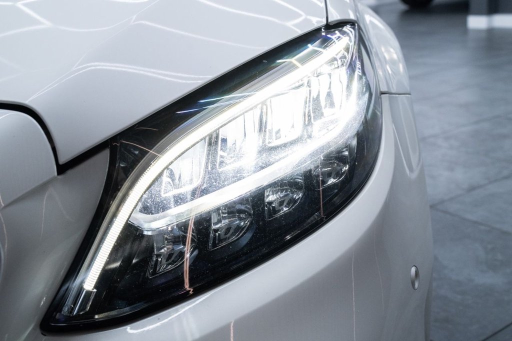 Used Mercedes-Benz C Class 2020 for sale - 77302062: Photo 4