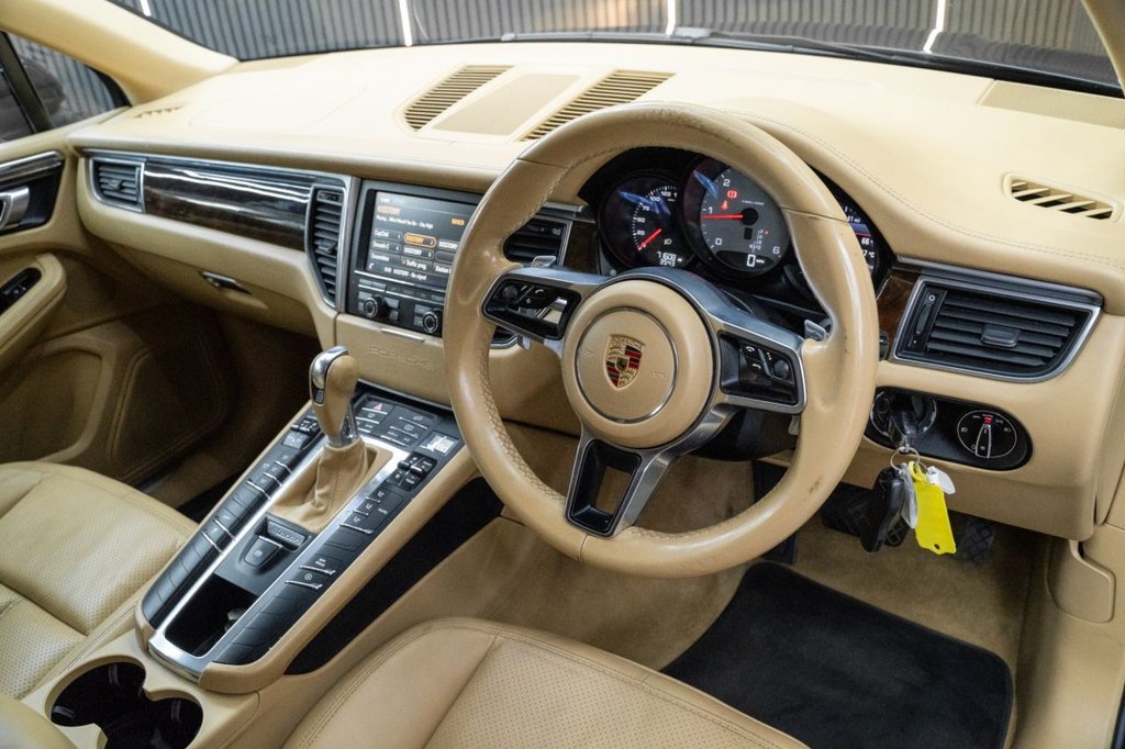 Used Porsche Macan 2014 for sale - 76909901: Photo 12