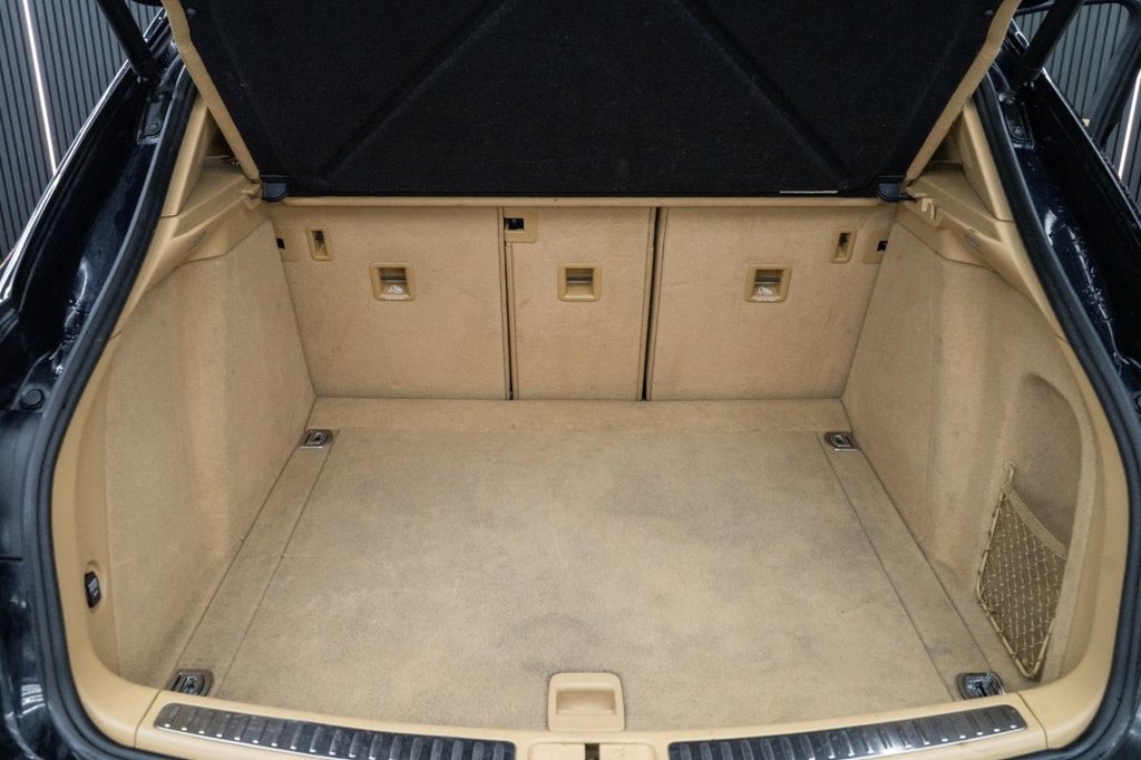 Used Porsche Macan 2014 for sale - 76909901: Photo 34