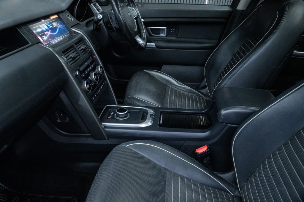 Used Land Rover Discovery Sport 2017 for sale - 77065229: Photo 33