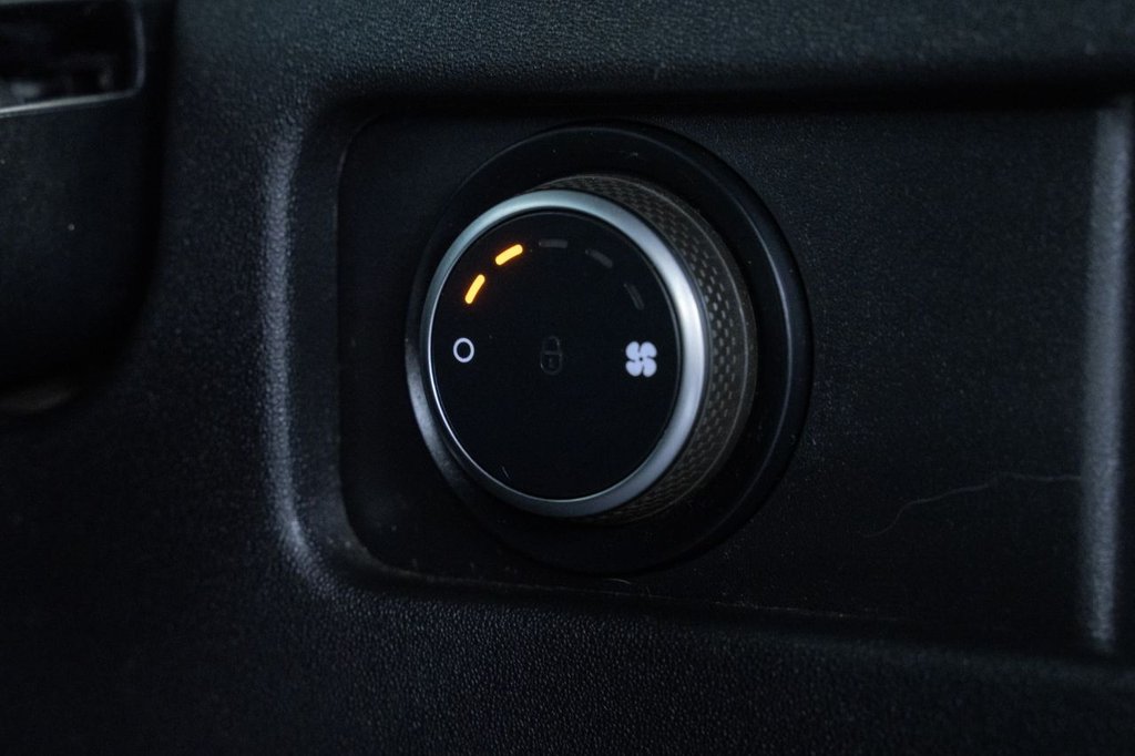 Used Land Rover Discovery Sport 2017 for sale - 77065229: Photo 39