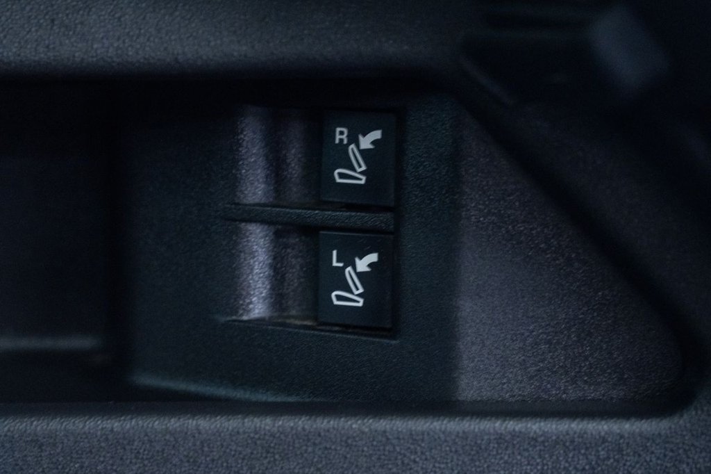 Used Land Rover Discovery Sport 2017 for sale - 77065229: Photo 40