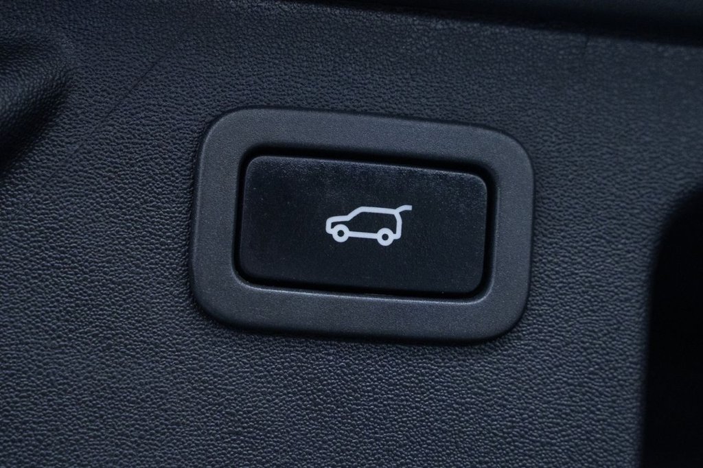 Used Land Rover Discovery Sport 2017 for sale - 77065229: Photo 41