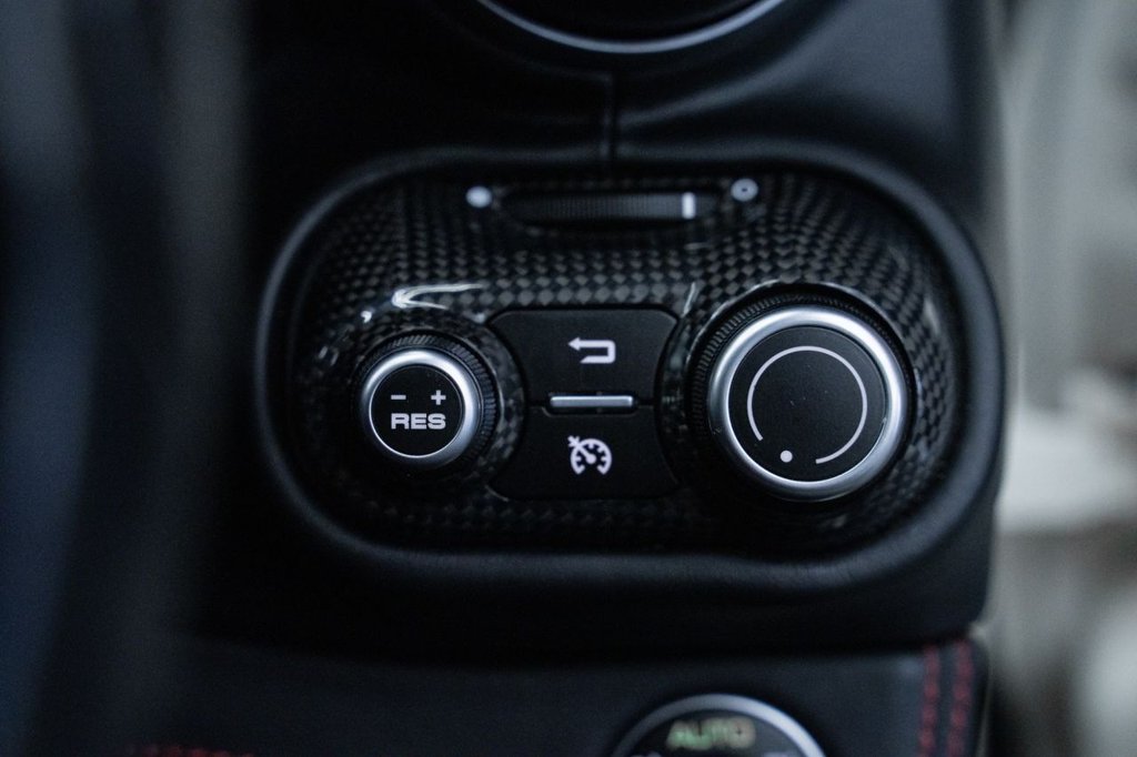 Used Ferrari Portofino 2020 for sale - 77171582: Photo 23