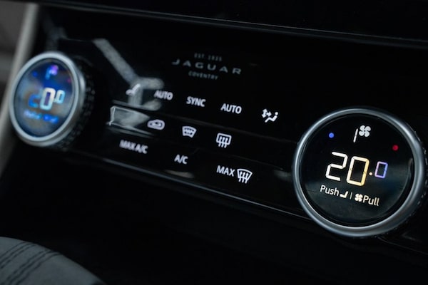 Used Jaguar F-Pace 2021 for sale - 76256696: Photo 27