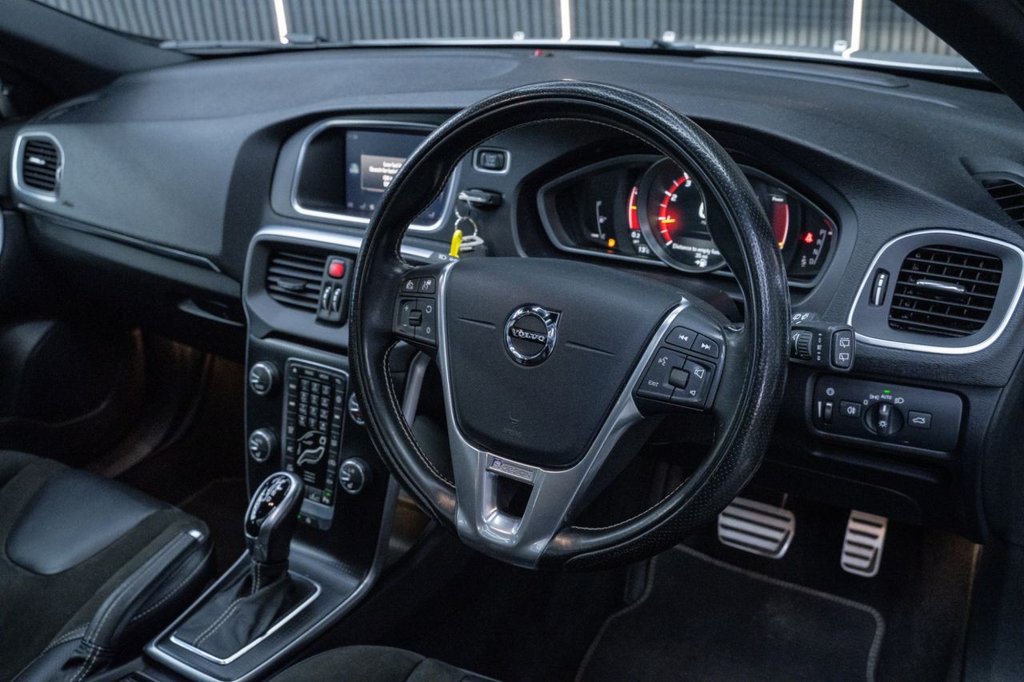 Used Volvo V40 2018 for sale - 78068808: Photo 12