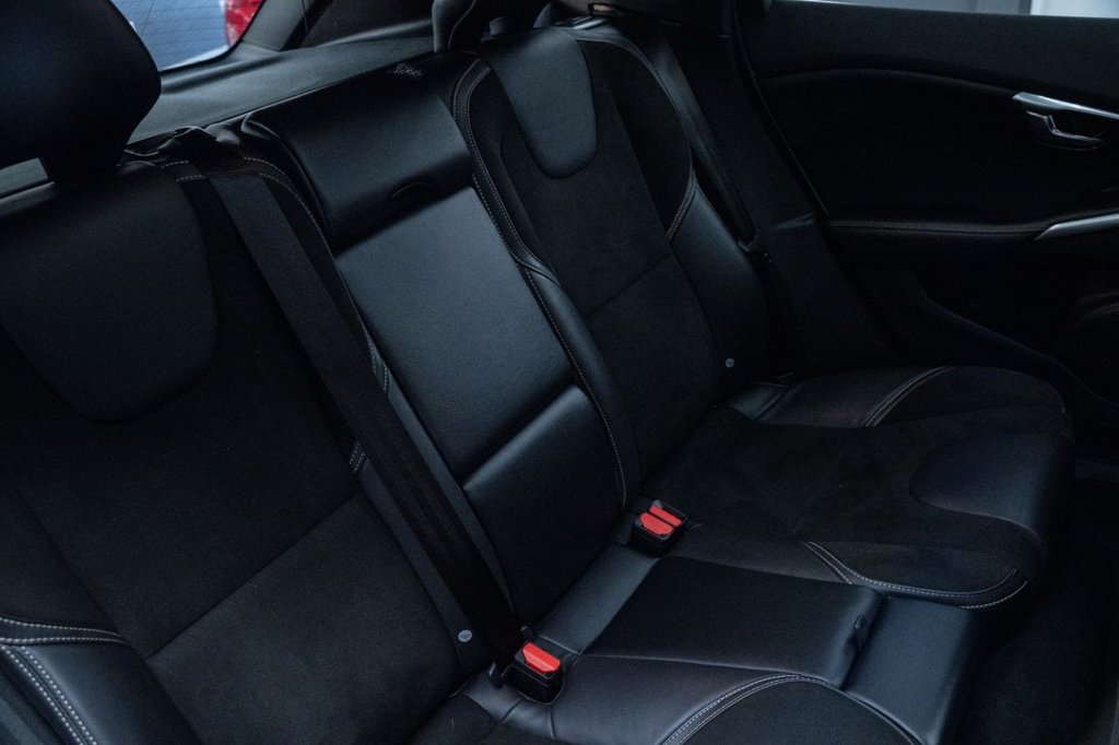 Used Volvo V40 2018 for sale - 78068808: Photo 34