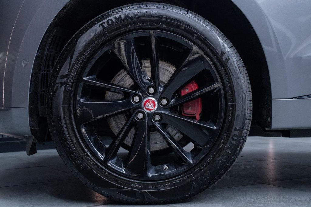 Used Jaguar F-Pace 2021 for sale - 76883535: Photo 10