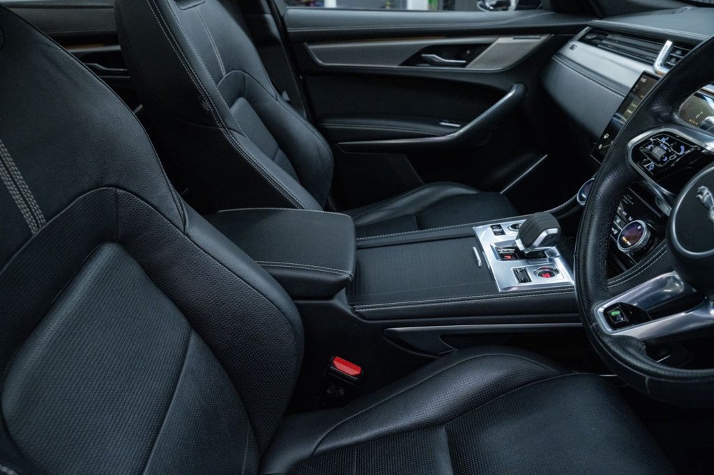 Used Jaguar F-Pace 2021 for sale - 76883535: Photo 13