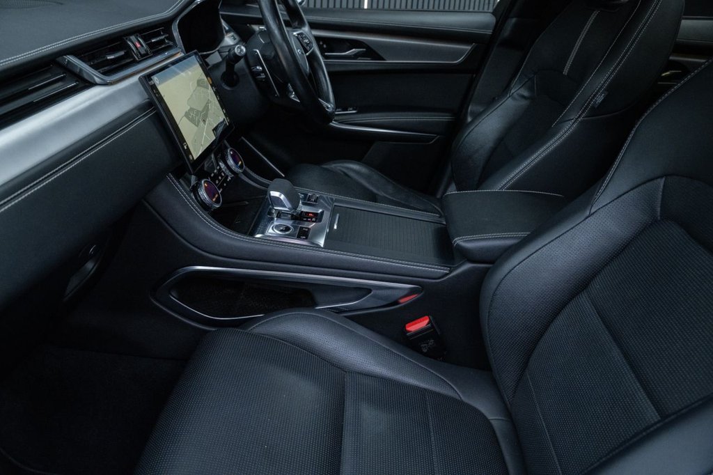 Used Jaguar F-Pace 2021 for sale - 76883535: Photo 33