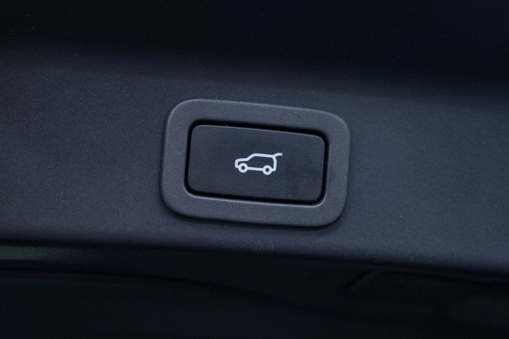 Used Jaguar F-Pace 2021 for sale - 76883535: Photo 38