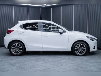 Used Mazda Mazda2 2017 for sale - 77007232: Photo