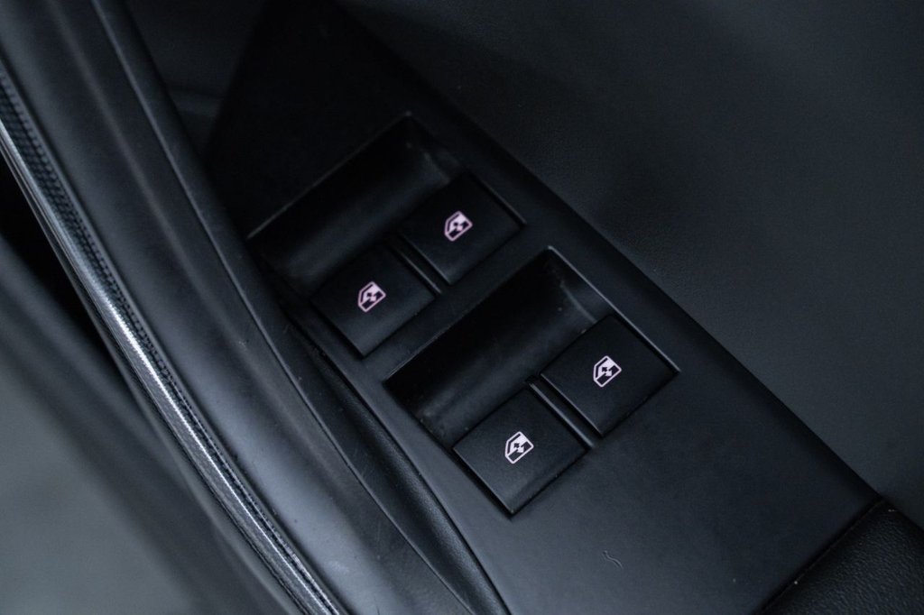 Used Vauxhall Cascada 2015 for sale - 76132862: Photo 16