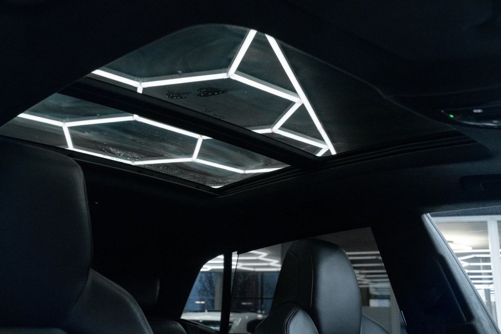 Used Audi RS Q8 2023 for sale - 76751261: Photo 16