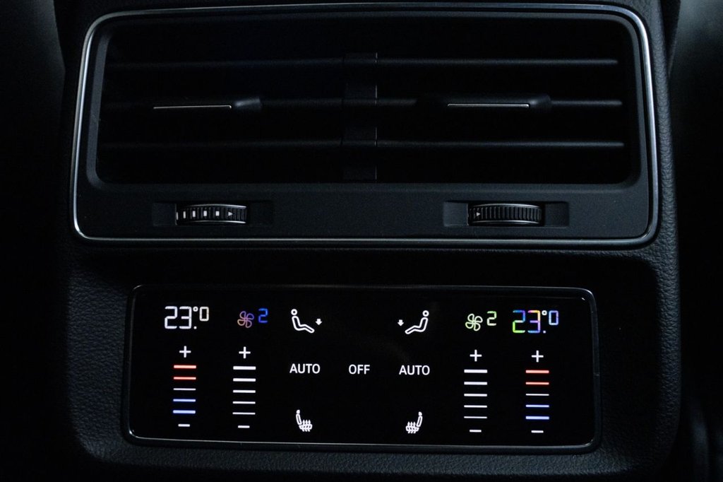 Used Audi RS Q8 2023 for sale - 76751261: Photo 31