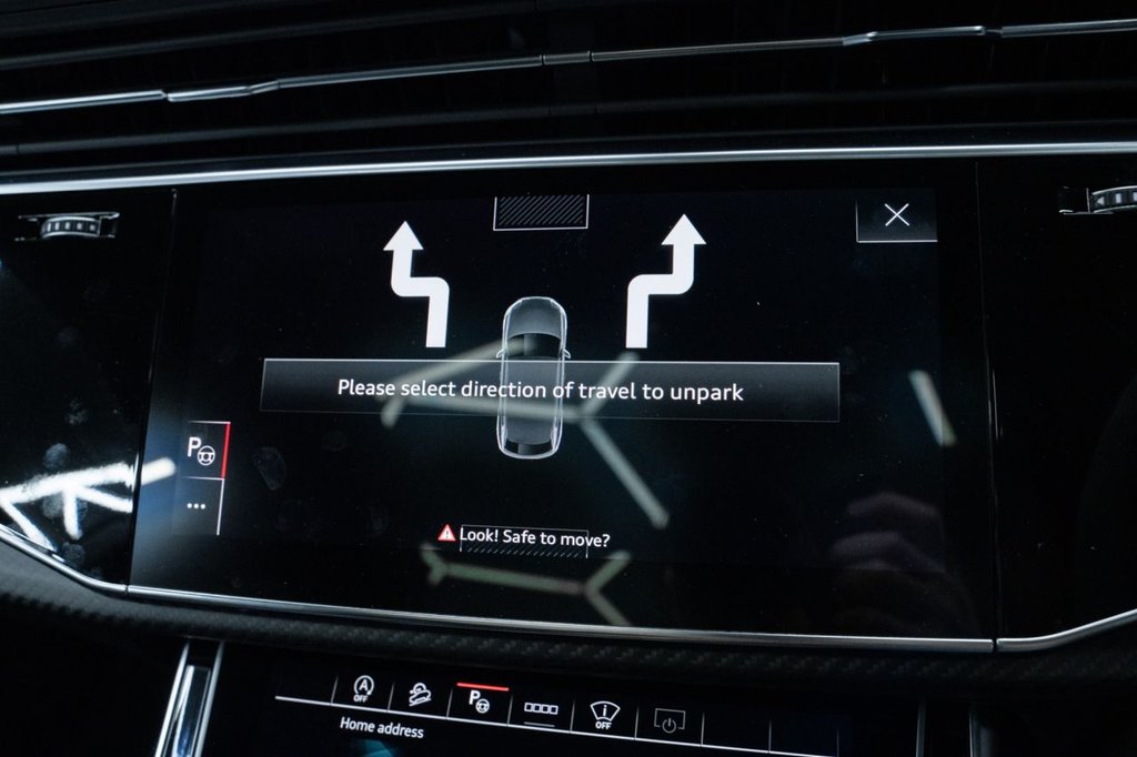 Used Audi RS Q8 2023 for sale - 76751261: Photo 34