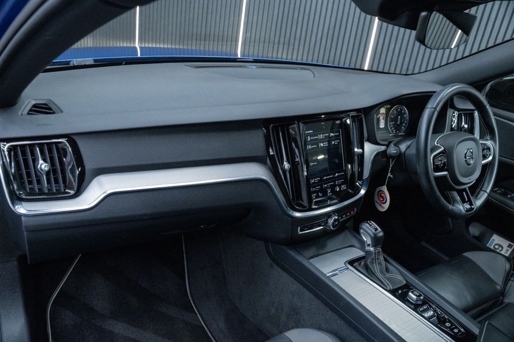 Used Volvo S60 2020 for sale - 76962621: Photo 30