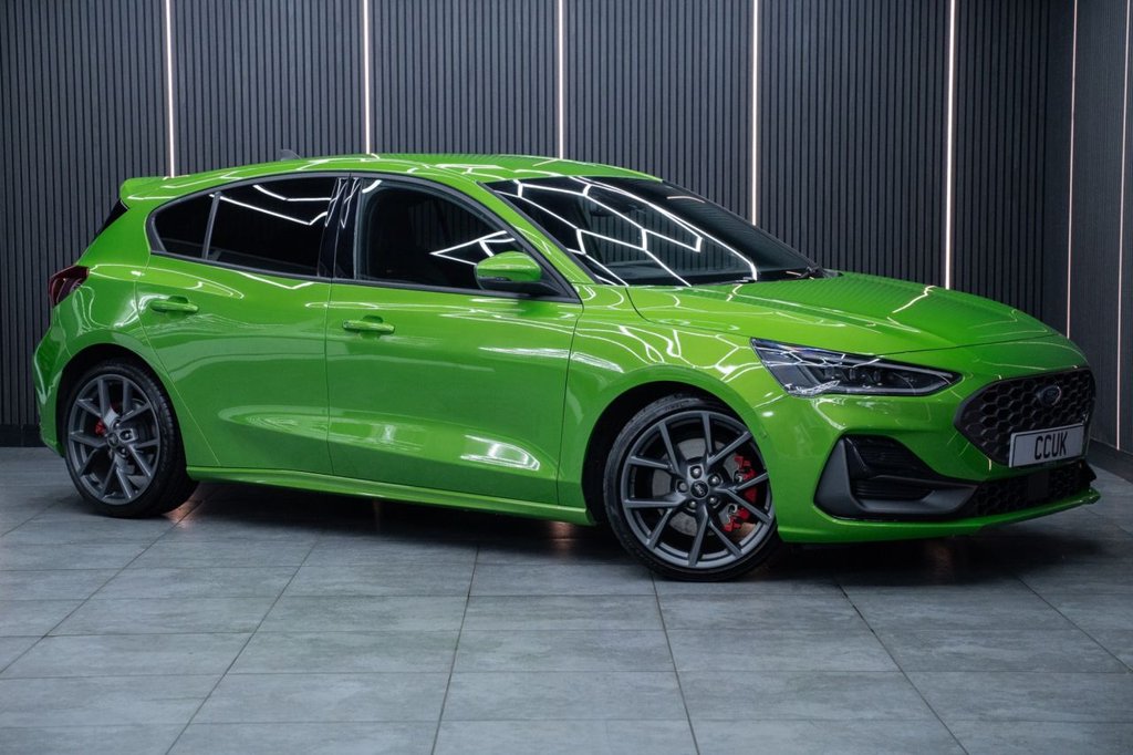 Used Ford Focus 2023 for sale - 76535743: Photo 1