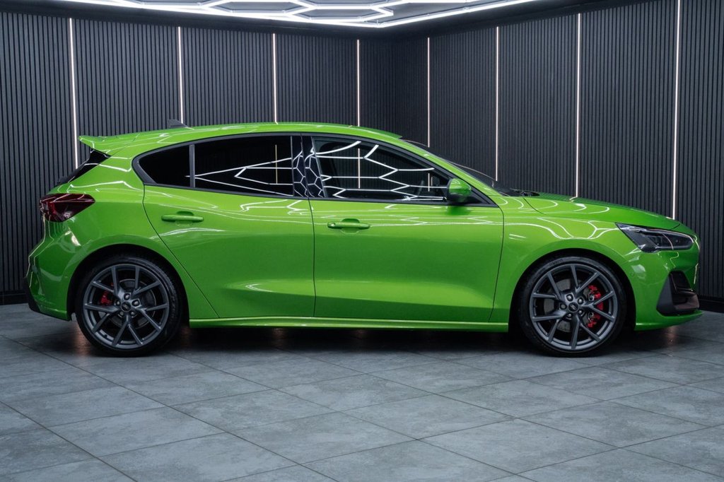 Used Ford Focus 2023 for sale - 76535743: Photo 11