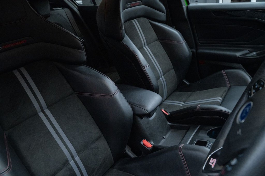 Used Ford Focus 2023 for sale - 76535743: Photo 15