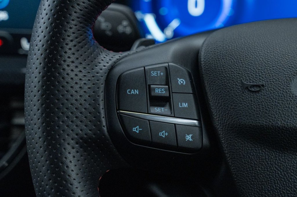 Used Ford Focus 2023 for sale - 76535743: Photo 24