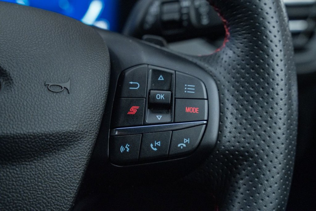 Used Ford Focus 2023 for sale - 76535743: Photo 25