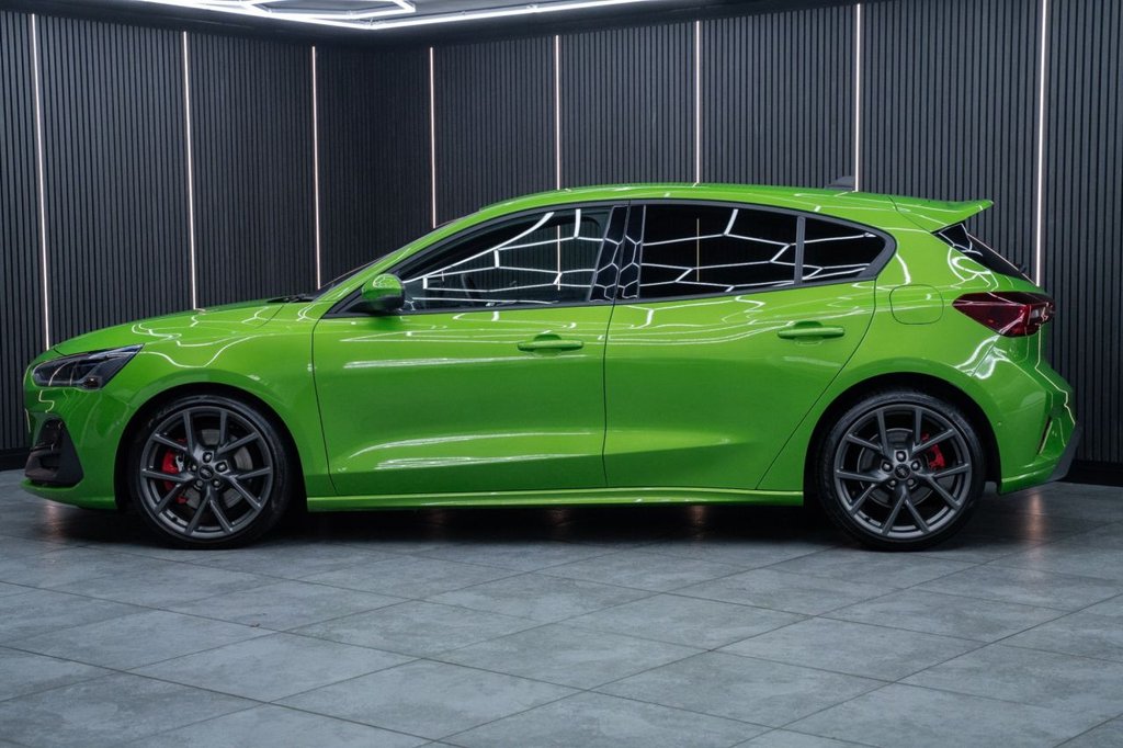 Used Ford Focus 2023 for sale - 76535743: Photo 6