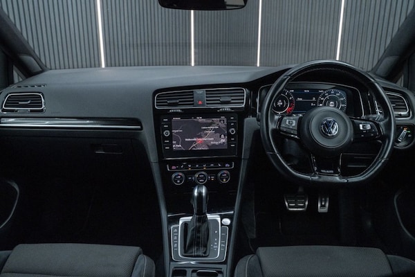 Used Volkswagen Golf 2019 for sale - 76132547: Photo 13
