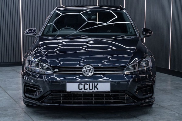 Used Volkswagen Golf 2019 for sale - 76132547: Photo 2