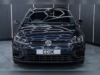 Used Volkswagen Golf 2019 for sale - 76132547: Photo 2