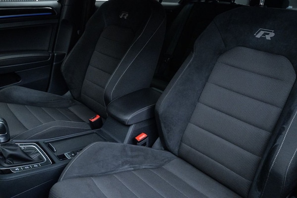 Used Volkswagen Golf 2019 for sale - 76132547: Photo 32