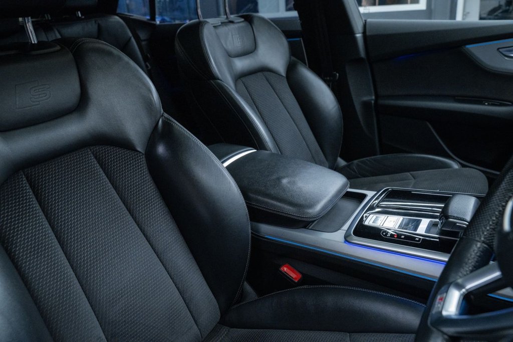 Used Audi Q8 2018 for sale - 77212871: Photo 15