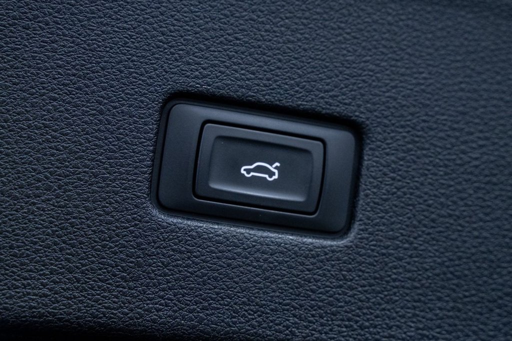 Used Audi Q8 2018 for sale - 77212871: Photo 39