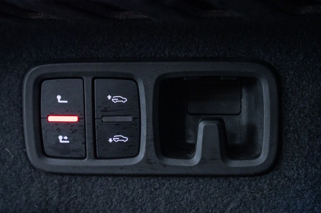 Used Audi Q8 2018 for sale - 77212871: Photo 40