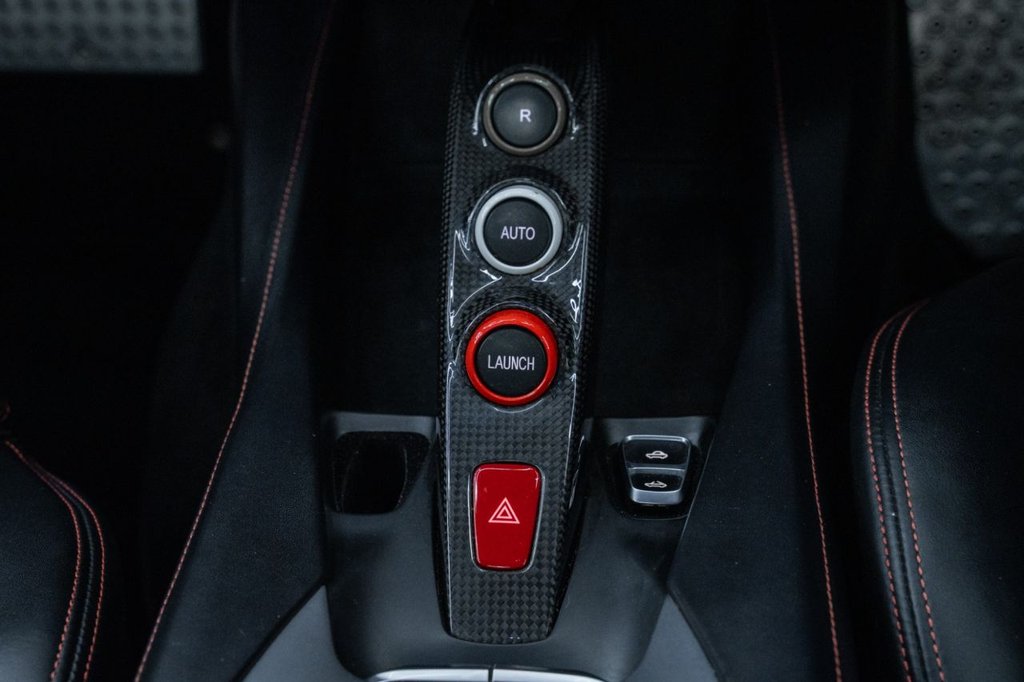 Used Ferrari Portofino 2020 for sale - 77608587: Photo 30