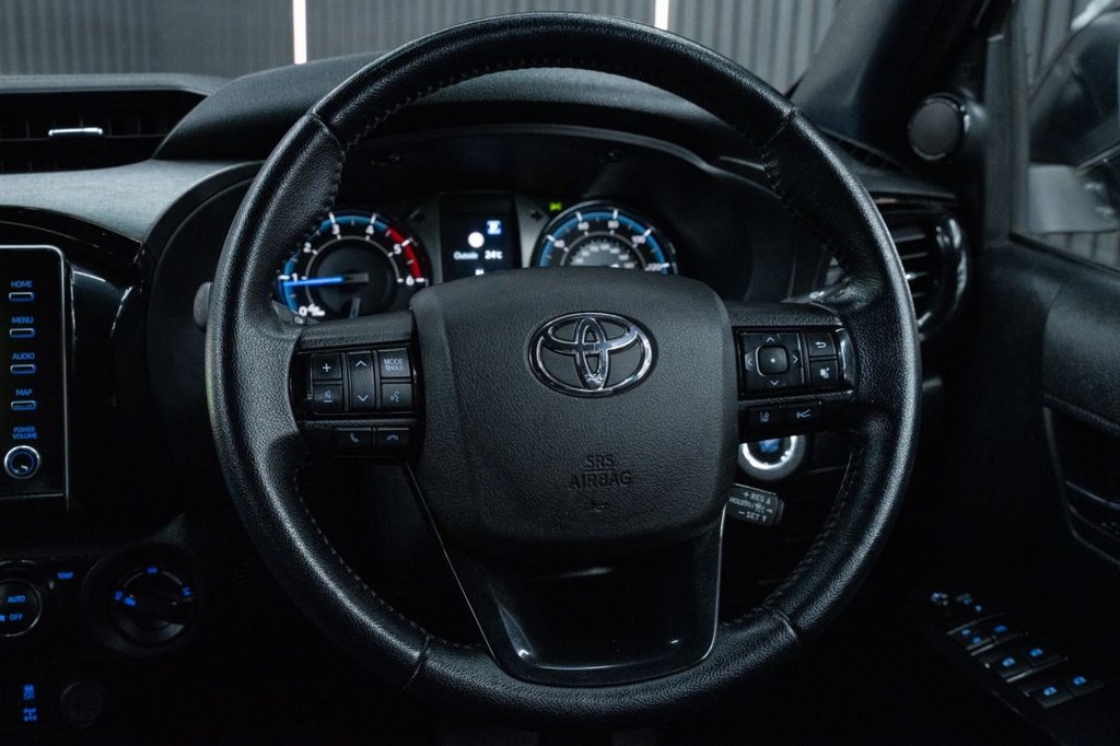 Used Toyota Hilux 2022 for sale - 75853368: Photo 21