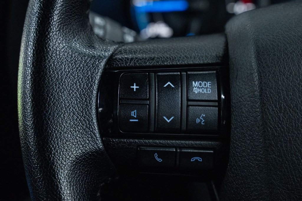 Used Toyota Hilux 2022 for sale - 75853368: Photo 22