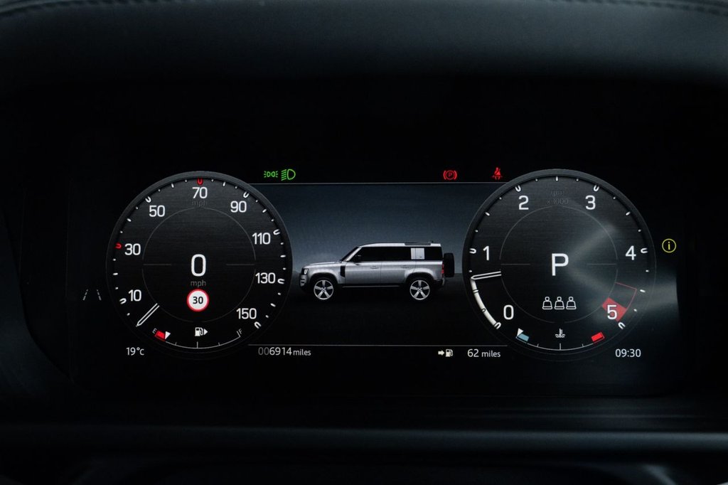 Used Land Rover Defender 2025 for sale - 76291819: Photo 30