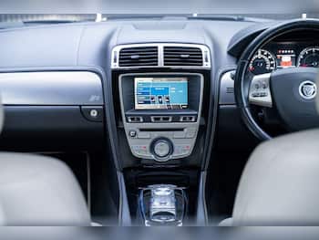 Used Jaguar XK 2010 for sale - 79695214: Photo