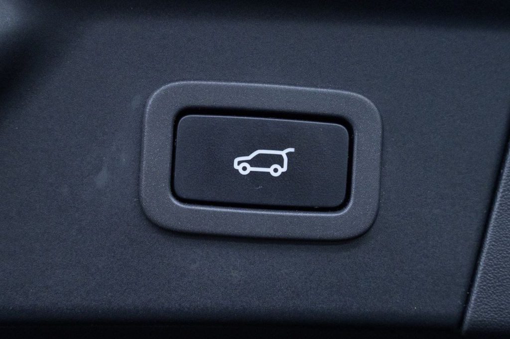 Used Land Rover Range Rover Velar 2018 for sale - 77795062: Photo 38