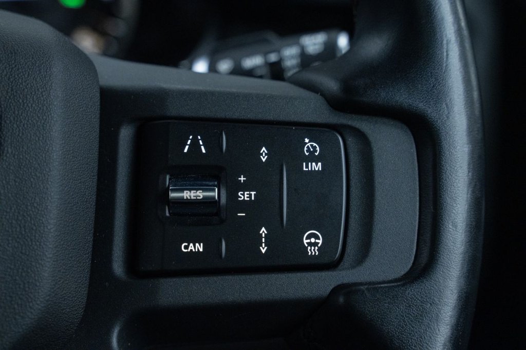 Used Land Rover Defender 2023 for sale - 77672789: Photo 27