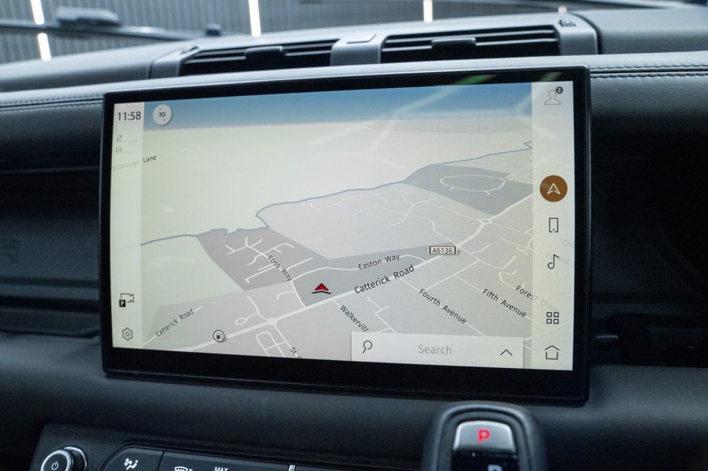 Used Land Rover Defender 2023 for sale - 77672789: Photo 30