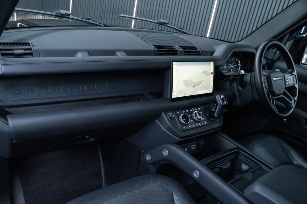 Used Land Rover Defender 2023 for sale - 77672789: Photo 38