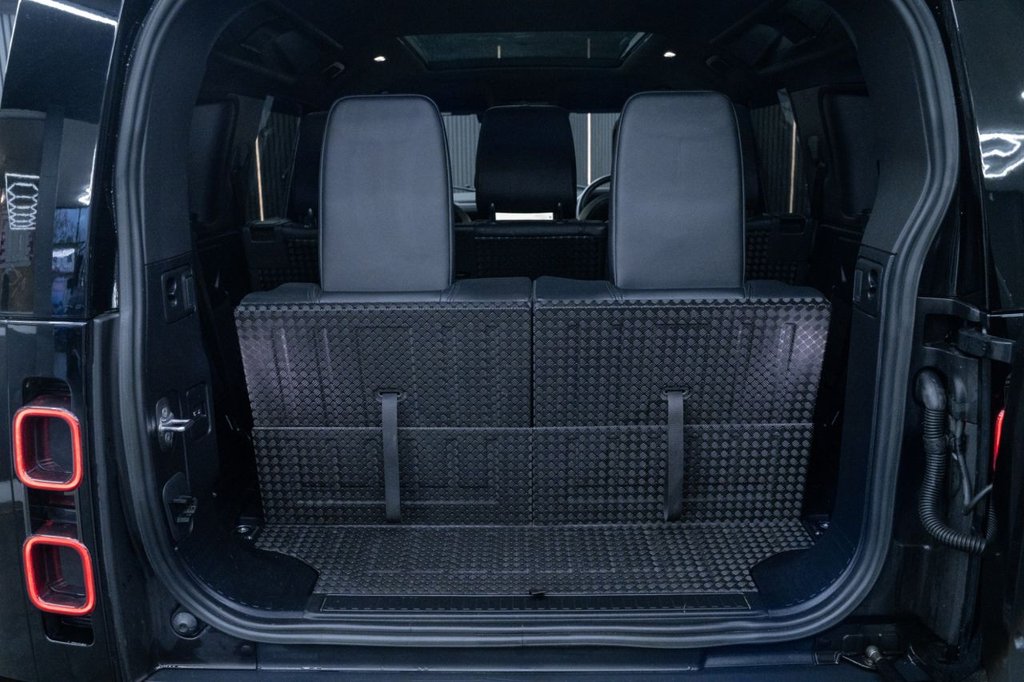 Used Land Rover Defender 2023 for sale - 77672789: Photo 45
