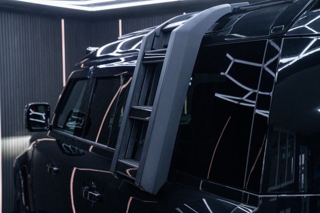 Used Land Rover Defender 2023 for sale - 77672789: Photo 8