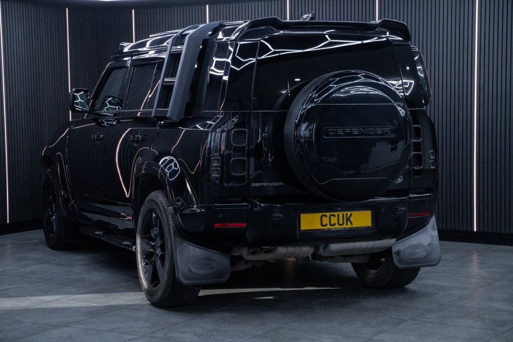 Used Land Rover Defender 2023 for sale - 77672789: Photo 9