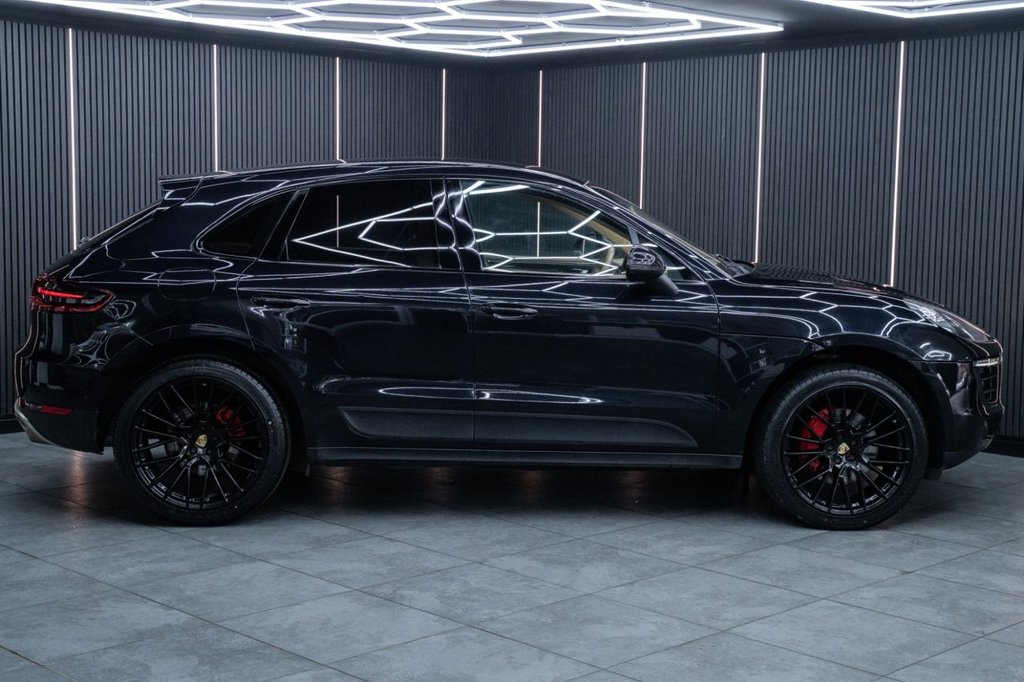 Used Porsche Macan 2014 for sale - 76105465: Photo 11
