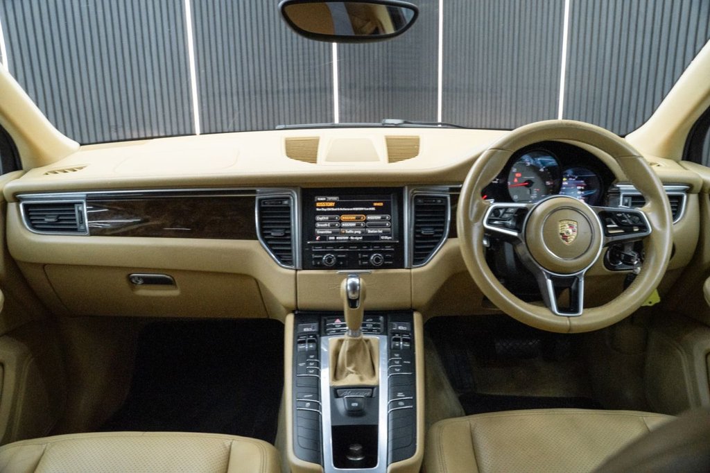 Used Porsche Macan 2014 for sale - 76105465: Photo 13
